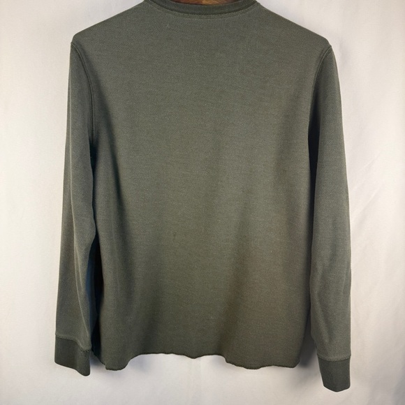 UNTUCKit Men's Dark Olive Long Sleeve Henley, waffle knit, 3 button placket - Picture 4 of 9